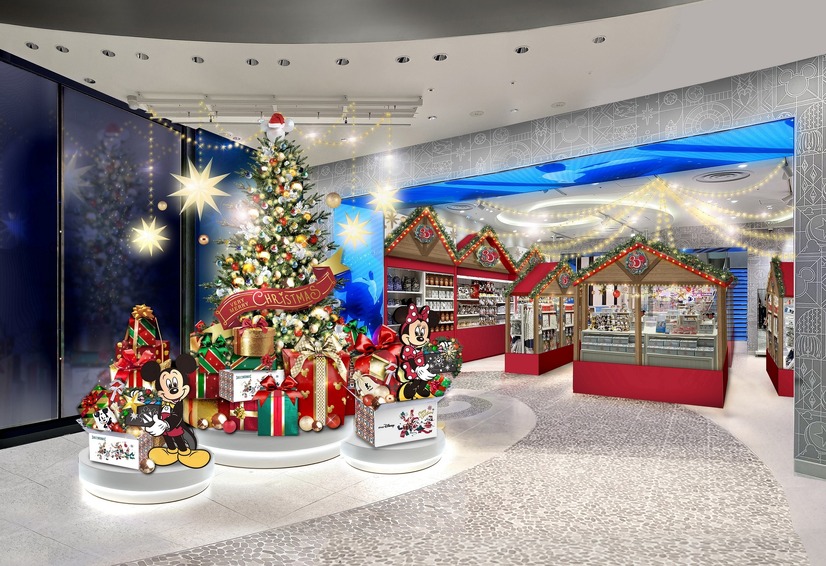 ディズニーフラッグシップ東京でクリスマスツリー点灯式を実施（C）Disney