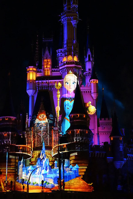 東京ディズニーランド 大好評 アナ雪 版プロジェクションマッピングの期間延長 7枚目の写真 画像 アニメ アニメ 東京ディズニーランド 大好評 アナ雪 版プロジェクションマッピングの期間延長 7枚目の写真 画像 アニメ アニメ