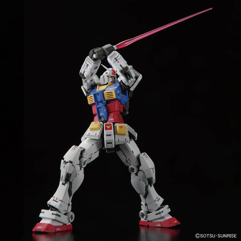 「RG 1/144 RX-78-2 ガンダム Ver.2.0」(C)創通・サンライズ