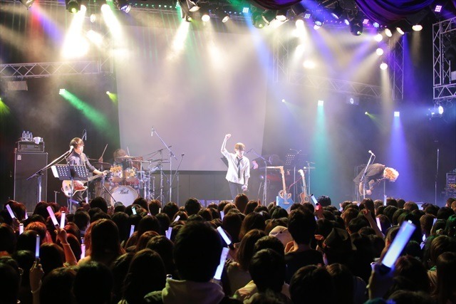 豊永利行、メジャーデビュー後初ライブ 「デュラララ!!」メドレーでオーディエンスを沸かす