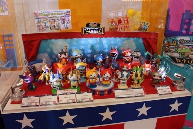 「妖怪ウォッチ」「仮面ライダー」「ウルトラマン」バンダイブースはキッズに人気のおもちゃ大集合@東京おもちゃショー2016