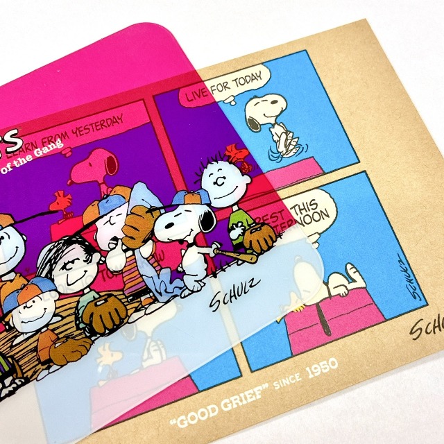 「PEANUTS」スヌーピーたちの表情やストーリーを楽しめる♪ ポストカードセット＆文具が登場