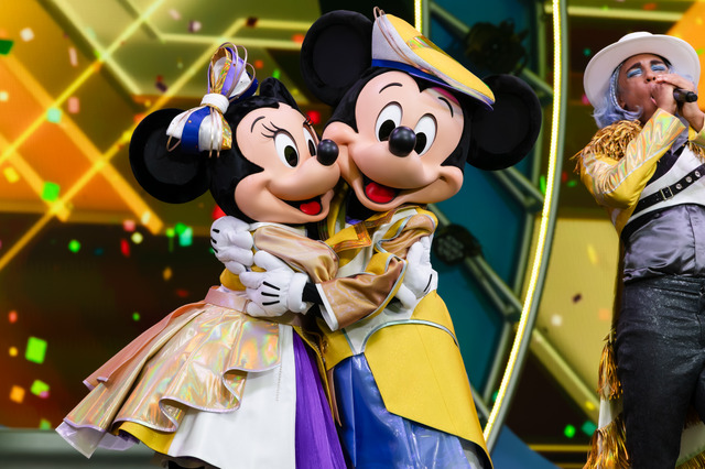 「東京ディズニーランド」ミッキーたち大集合☆新ショー始動！ヴァネロペ＆ベイマックスがステージショー初登場!! ライブパフォーマンスで贈る豪華ステージ【現地レポ／撮り下ろし写真あり】