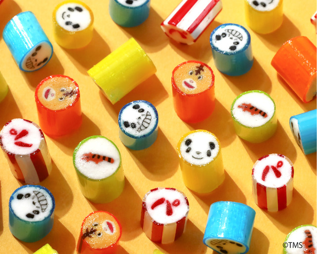 パンダ・パパンダ・コパンダ♪ 愛らしいパンダ親子が手のひらサイズに♪ キャンディ「パパブブレ」コラボ