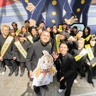 アニメ『サンダー３』放送開始日に渋谷をジャック！学ラン33人が大捜索、カミナリがスペシャルネタ披露