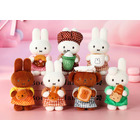 ミッフィーがパンを手にした姿がキュートなキーホルダーが登場♪ 新作「ベーカリーシリーズ」が発売！ 画像