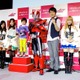 クルマで戦う「仮面ライダードライブ」、必殺「タイヤ交換」で秋葉原を救う 画像