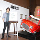 北条司原画展に上川隆也が登場 ドラマ「エンジェル・ハート」劇中衣装で 画像