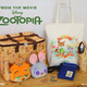 「ズートピア」ジュディがニックをぎゅっ♪ 秋のお出かけにぴったりなポーチやバッグが新登場！ 画像