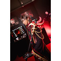 【コスプレ】人気男性レイヤー・NaGi、“赤の魔術師”立体感ある褐色メイクに注目！【ウルアコKATEブース】