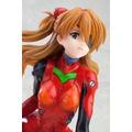 「式波・アスカ・ラングレー：Ｑ～プラグスーツver.～：RE」8,800円（税抜）（C）カラー