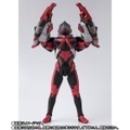 「S.H.Figuarts ウルトラマンエックスダークネス ＆ ダークネスゴモラアーマーセット」7,700円（税込）（C）円谷プロ