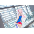 ラフィー （衣装「ウサウサ店員さん」）『アズールレーン』／画像提供：湿湿