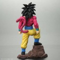 「ドラゴンボールアライズ　大猿ベビー＆超サイヤ人4孫悟空」27,500円（税込）（C）バードスタジオ／集英社・東映アニメーション