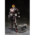 「S.I.C. 仮面ライダーファイズ」13,200円（税込）（C）石森プロ・東映