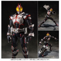 「S.I.C. 仮面ライダーファイズ」参考価格：13,200円(税込)（C）石森プロ・東映