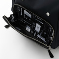 八九寺真宵モデルバッグ／14,800円(税別)（C）西尾維新／講談社・アニプレックス・シャフト