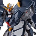 「MG 1/100 ガンダムサンドロックEW（アーマディロ装備）」6,380円（税込）（C）創通・サンライズ