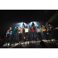 「THE REAL AKIBA BOYZ ONEMAN LIVE-SUPER FRESH BAND LIVE-」ステージの様子　写真/AYATO.