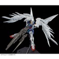 「RG 1/144 ウイングガンダムゼロ EW & ドライツバーク［チタニウムフィニッシュ］」7,260円（税込）（C）創通・サンライズ