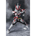 「S.H.Figuarts 仮面ライダーセイバー ドラゴニックナイト」7,150円（税込）（C）2020 石森プロ・テレビ朝日・ADK EM・東映