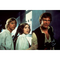 『スター・ウォーズ　エピソード4／新たなる希望』左からルーク・スカイウォーカー、レイア姫、ハン・ソロ　（C）& TM Lucasfilm Ltd. All rights reserved.