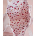 Maison de FLEUR × いちご新聞「フリルトートバッグ」バッグとポーチの裏地（C）’25 SANRIO CO., LTD. APPR. NO. L656005