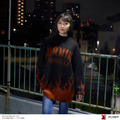 AIR TWOKYO『ゴジラVSデストロイア』グッズコレクション「バーニングゴジラ セーター」着用イメージ　TM ＆（C）TOHO CO.,LTD.