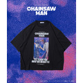 劇場版『チェンソーマン レゼ篇』FREAK'S STOREプリント クルーネックTシャツ「ChainsawMan＆Bomb」（C）2025 MAPPA／チェンソーマンプロジェクト（C）藤本タツキ／集英社