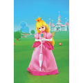 タカラトミー「スーパーマリオ リカちゃん ピーチ姫スタイル」イメージ