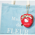 「Maison de FLEUR×HELLO KITTY いちごチャームBOOK」使用イメージ