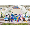 ミッキーたちがTDS25周年衣装で登場！人気ショー「ダンス・ザ・グローブ！」写真解禁
