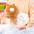 B賞:磁石でぴたっと!くまとなかよしなちいかわぬいぐるみ