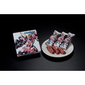 【C賞】ユニコーンガンダム デストロイモード デザイン缶入り苺チョコクランチ