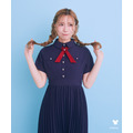 Areeam Disney Collection「Mickey＆Minnie」ミッキー/プリーツシャツワンピース（Navy）着用イメージ