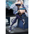 「アズールレーン 信濃 寝待の銀輿Ver. 1/7スケール 完成品フィギュア」