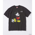 JOURNAL STANDARD「MICKEY MOUSE / ミッキー マウス 別注 サッカー プリント Tシャツ ブラック」