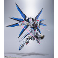 「METAL BUILD ストライクフリーダムガンダム ＜リバイバル版＞」