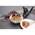 ゴジラの足跡付き アイスブリュレクレープ&ゴジラ和風ブラック冷やしうどん