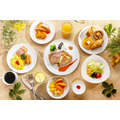 洋食と和食のブッフェスタイル朝食