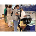 大賑わいの限定グッズ販売場所