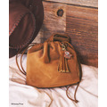 映画『トイ・ストーリー5』のGLOBAL WORK限定コレクション　「チャーム付き巾着 BAG」使用イメージ