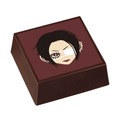 NANAストロベリーフィリングをダークチョコレートで包みました。※製品中苺0.6%使用