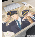 TVアニメ『その着せ替え人形は恋をする』Season 2　「描き下ろし 喜多川 海夢＆五条 新菜 駅員ver. マルチデスクマット」使用イメージ