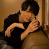 声優・木村良平、未公開カットに新規撮り下ろしも！ 「酒と泪と良平と」記念本が7月31日に2冊同時発売・画像