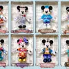 8種類のミッキーぬいぐるみがどれもかわいい♪ 東京ディズニーシー25周年スペシャルグッズが新登場！8つのテーマポートの魅力や25年間の歴史がつまったグッズはファン必見・画像