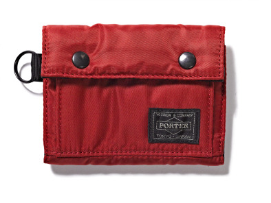 横型ウォレット9450円（税込） (C)SOTSU・SUNRISE