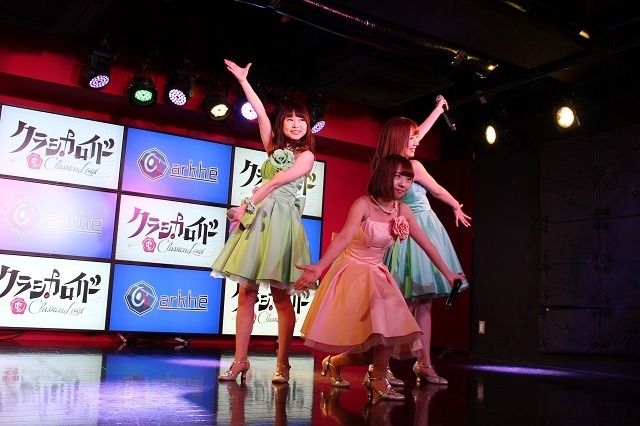 「クラシカロイド」楽曲担当のバクステメンバーによるミニライブ開催 ファンが“記者”になって質問も