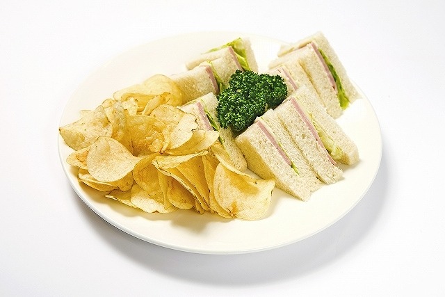 (C)青山剛昌／小学館・読売テレビ・TMS 1996(C)2017 青山剛昌／名探偵コナン製作委員会