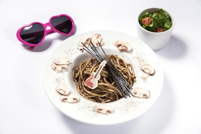 「SING／シング」池袋パルコでコラボカフェが限定オープン グッズショップも併設